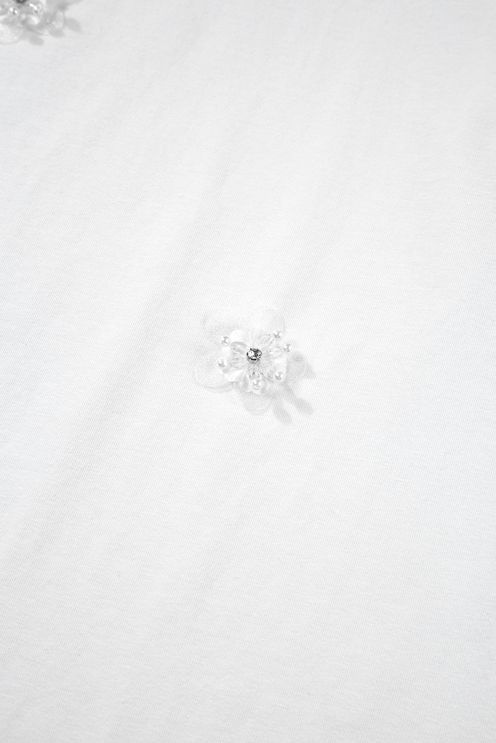 White Flower Applique Round Neck T-shirt
